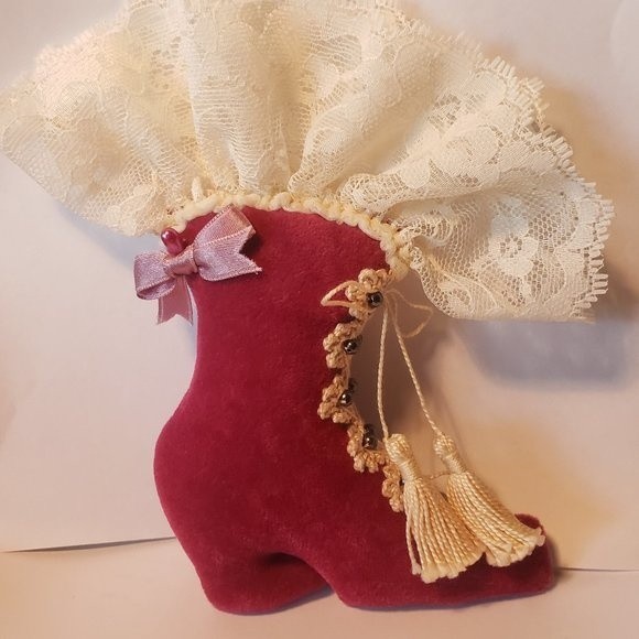 HandCrafted Victorian Boot Ornament or Brooch Pin Cushion - Picture 1 of 5